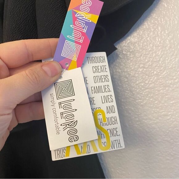 LuLaRoe CiCi Off Shoulder Black Dress Ruffles fitted LBD Size XXS Nwt - Picture 12 of 13